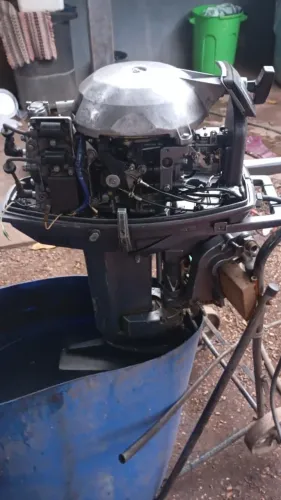 Motor 25 hp Yamaha 