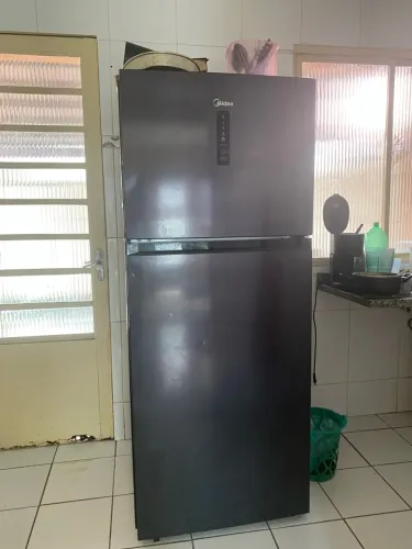 Vendo geladeira midea