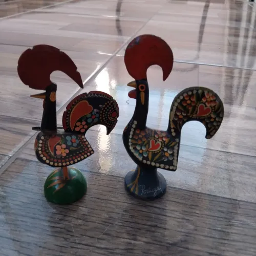 2 galos Barcelos Portugal