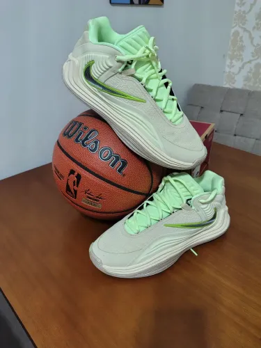 Nike Giannis Freak 7 Bege