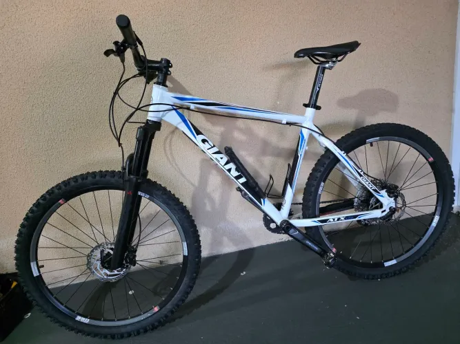 BIKE GIANT NOVA ESPORTIVA
