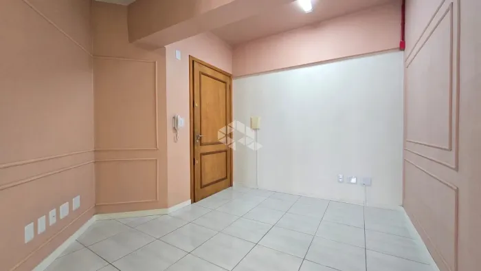 Sala comercial aérea com 42m² privativos no bairro São Pelegrino em Caxias do Sul