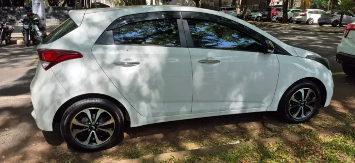 Hyundai HB20 R Spec 1.6 Flex 16V Aut. 2016