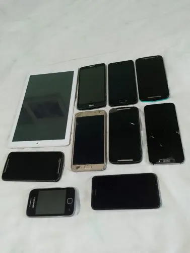 Lote de Celulares que não funcionam