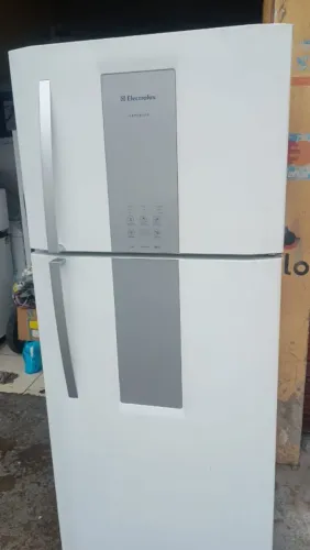 Geladeira Electrolux Grande 535L