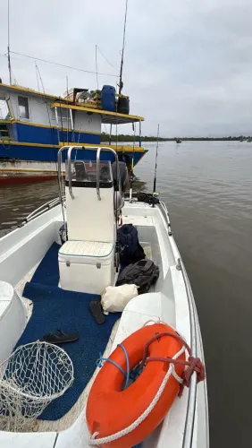 Lancha Diamar 16 motor novo 60hp
