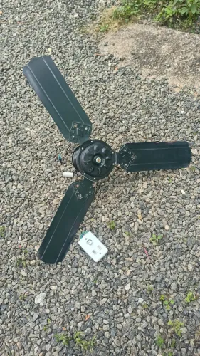 Ventilador de teto industrial, com tomada