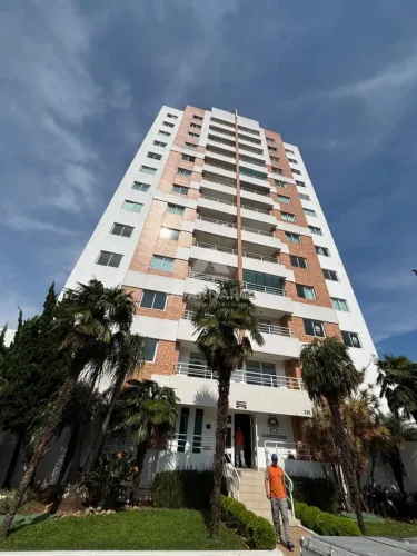 Apartamento com 01 Dormitório, Mobiliado no Edifício Campidóglio.