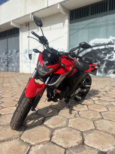 fazer 250cc ano 2021