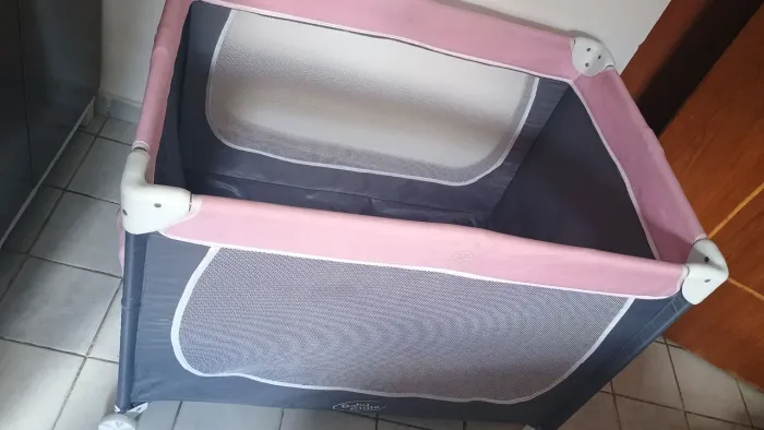 Berço cercado