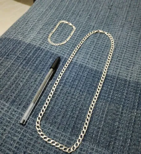 Vendo cordão de prata e pulseira. 925