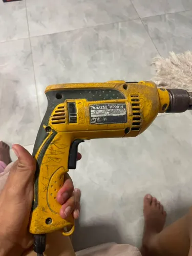 Furadeira Makita HP2014 680W 127V