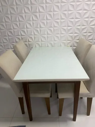 Mesa 04 cadeiras