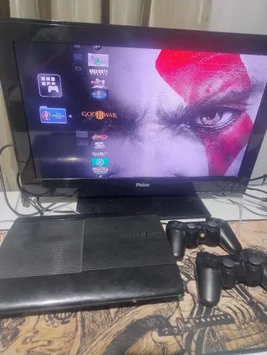 Playstation 3 super slim HD 500 gb. 