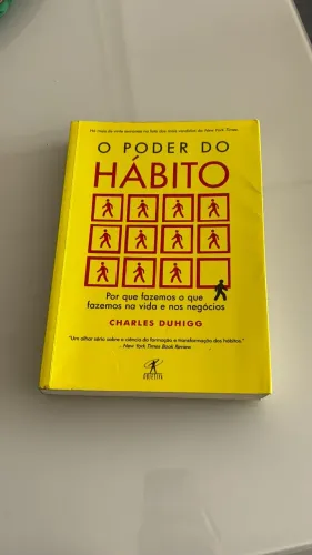 Livro o poder do hábito em perfeito estado