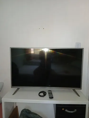 Vendo TV 43 polegadas smart