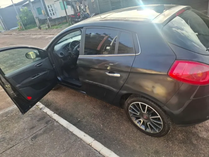 Fiat Bravo Absolute Dualogic 1.8 Flex 16V 5P 2011