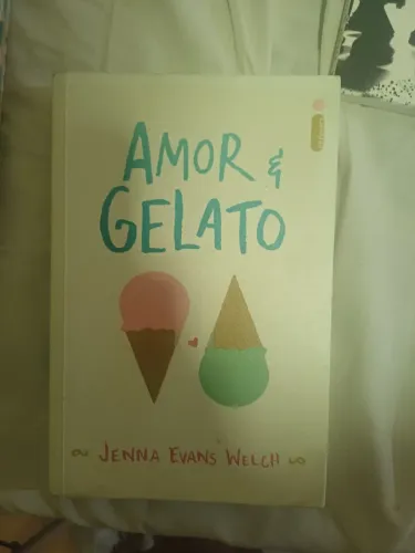 "Amor e gelato" jenna Evans livro