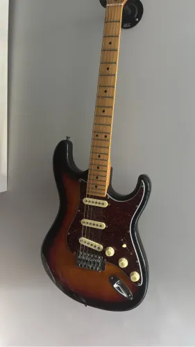 Guitarra Tagima 530 regulada por Luthier após compra