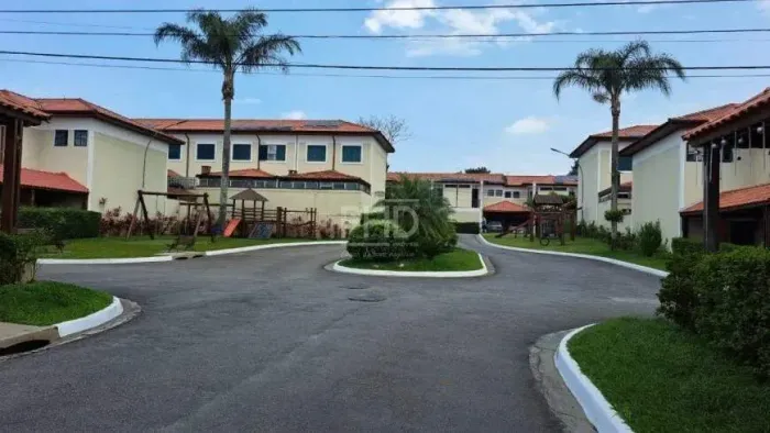 Casa de Condomínio à venda, 3 quartos, 1 suíte, 2 vagas, Demarchi - São Bernardo do Campo/