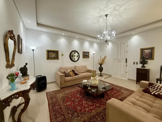 Casa 5 Quartos com 2 Suítes e 280m² - Bom Abrigo