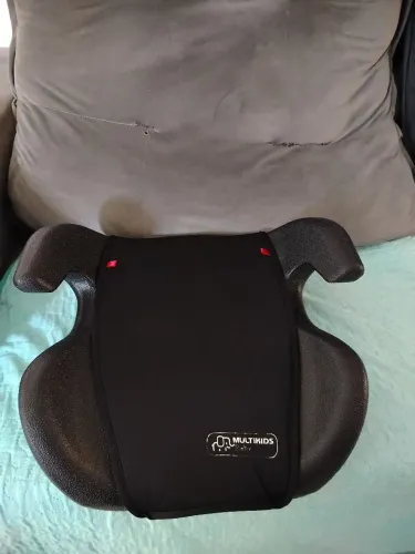 Assento infantil para carro