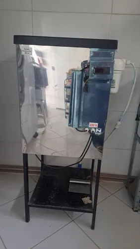 Dosador e resfriador de água para massa