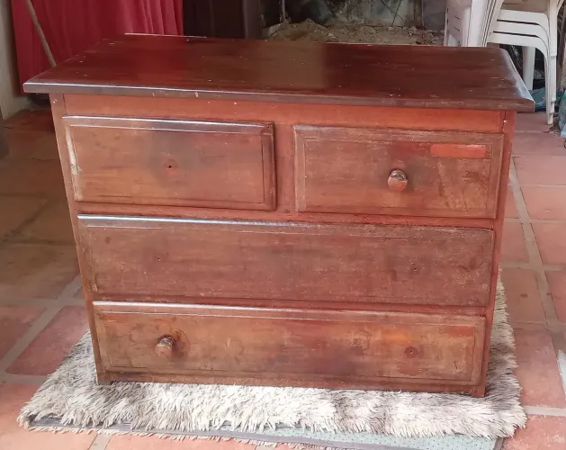 COMODA DE MADEIRA