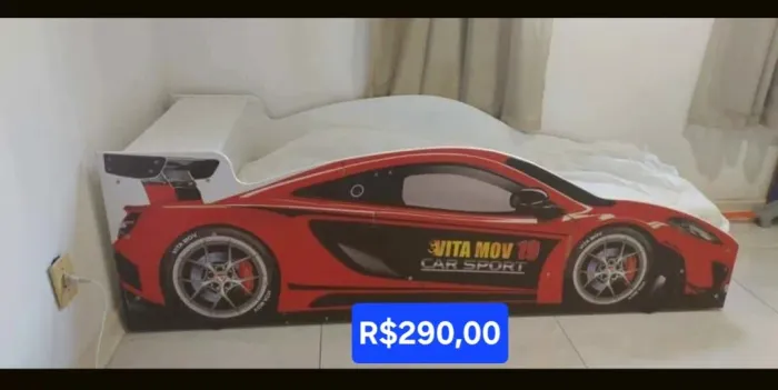 Cama infantil vermelha carros Vitamov