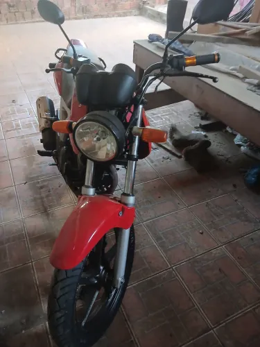 Moto twister toda recondicionada Moto novo 11mil pronta pra transferir interessado 