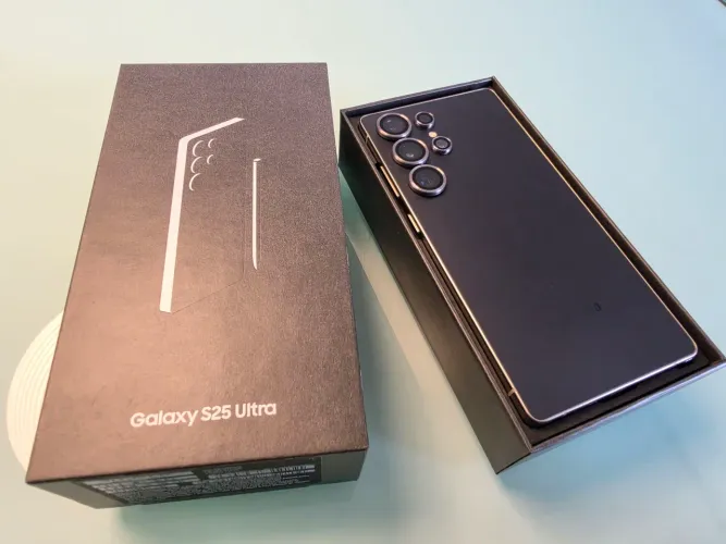 Samsung Galaxy S25 Ultra Titânio Preto 512GB