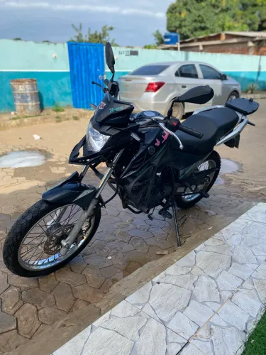 VENDO MOTO XTZ 150 CROSSER