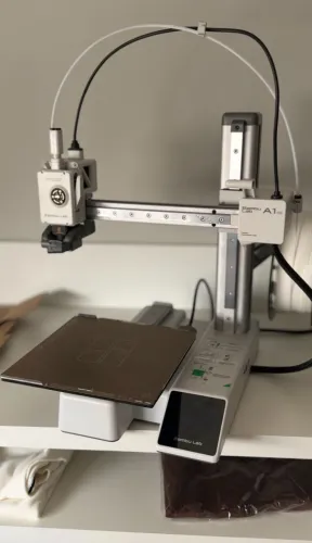 impressora 3d Bambu LAB A1 mini sem abs