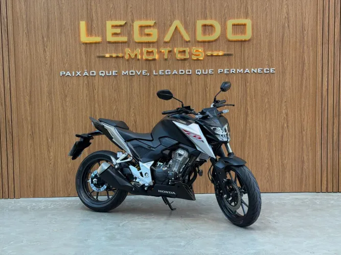 CB 300F TWISTER