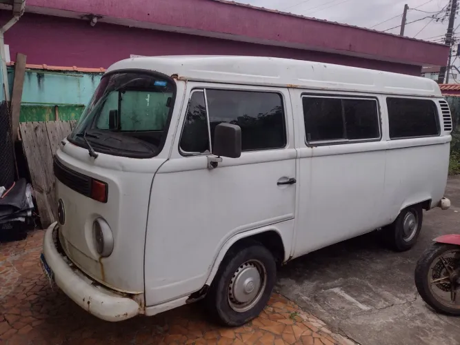Volkswagen Kombi Standard/ Luxo/ Serie Prata 1998