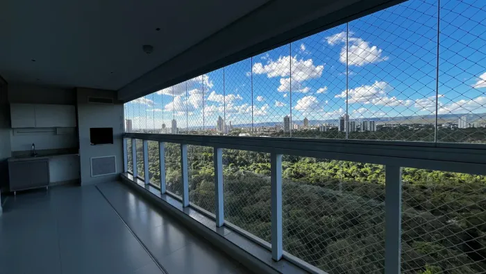 ALUGA-SE APARTAMENTO - ALTO PADRÃO.