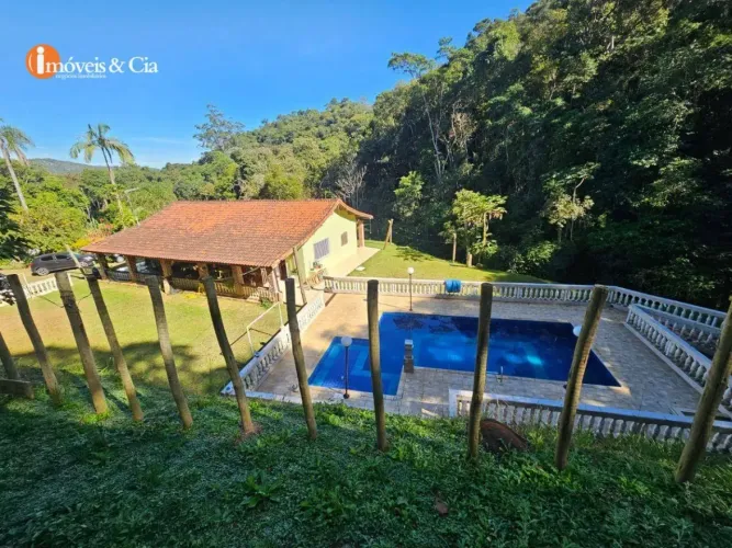 Chácara com 4 dormitórios à venda, 5145 m² por R$ 950.000,00 - Parque Florestal Marciano -
