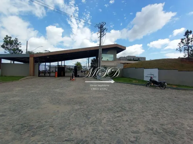 Terreno à venda, 1367 m² por R$ 250.000,00 - Condomínio Lago Dourado - Jacareí/SP