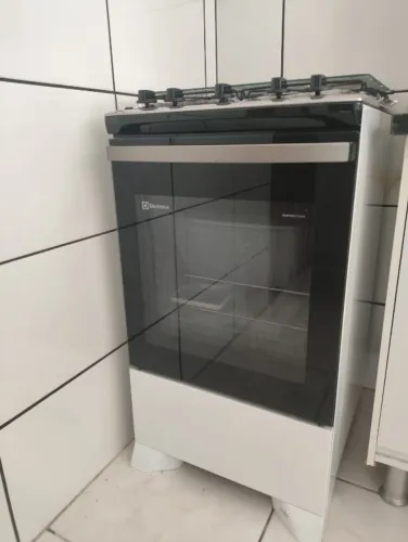 VENDO - FOGÃO ELETROLUX (4 BOCAS)