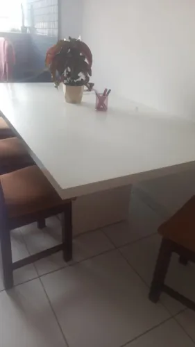 Mesa de jantar 8 lugares