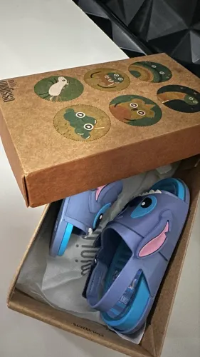 Mini Melissa Stitch unissex