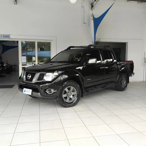 Nissan Frontier SV At.cd 4X4 2.5 TB Diesel Mec. 2015