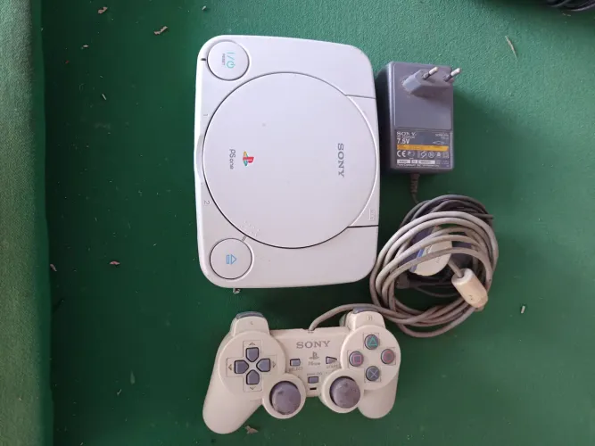 Playstation 1 baby completo