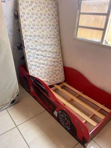 Vendo cama carrinho poucaa vezes usada