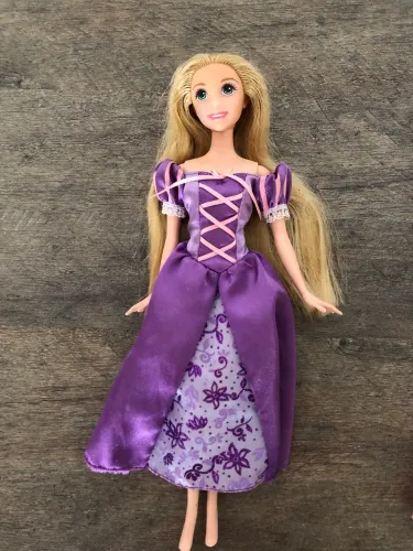 Barbie princesa Rapunzel original Mattel 
