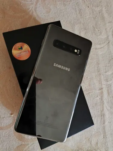 Samsung S10 plus ceramic edição especial 512gb sem detalhes apenas aparelho caixa e NF