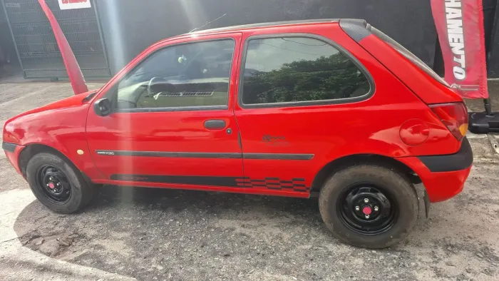 Ford Fiesta Street 1.0 8V 3P 2002