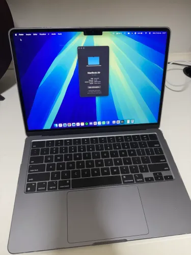 MacBook Air M2 Cinza Espacial