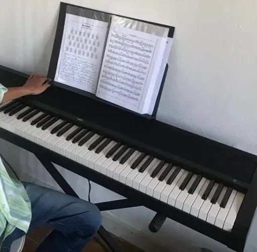 Piano digital korg B1