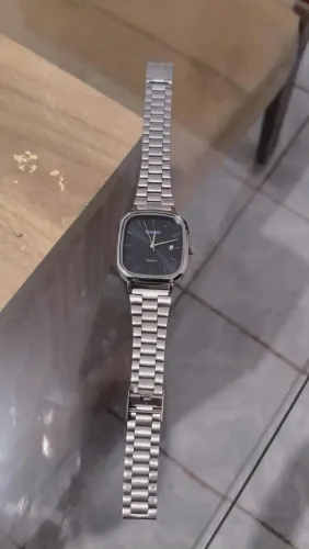 Relógio Casio vintage prata ?